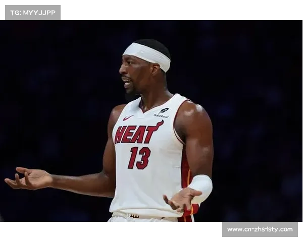 阿德巴约内线强打，热火第三节拉开分差